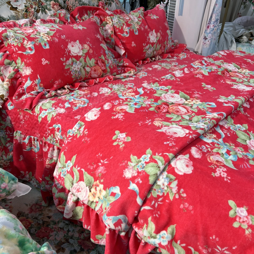 12斤左右大红玫瑰加厚保暖牛奶绒印花床公主风韩式裙款花边四件套