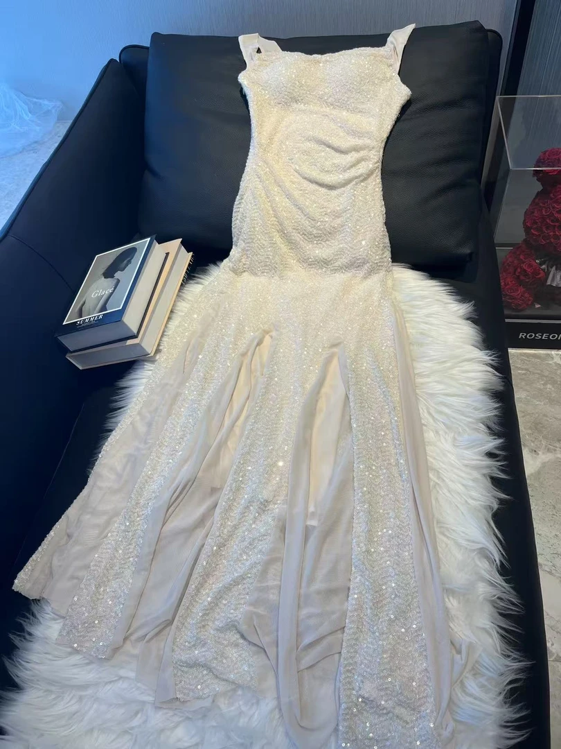 馨儿专属【风铃轻语】高级感亮片吊带连衣裙设计感法式掐腰裙XY91