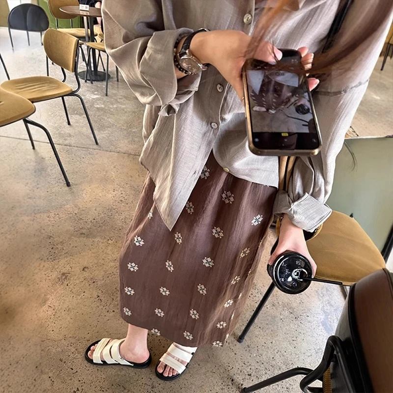 中式国风咖色显瘦显腿长半身裙女夏季薄款宽松老钱松弛感印花长裙