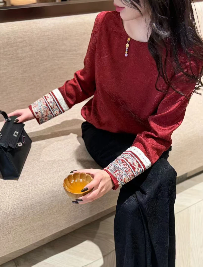 玛薇丝【念奴娇】花萝提花䄂口刺绣国风衬衫