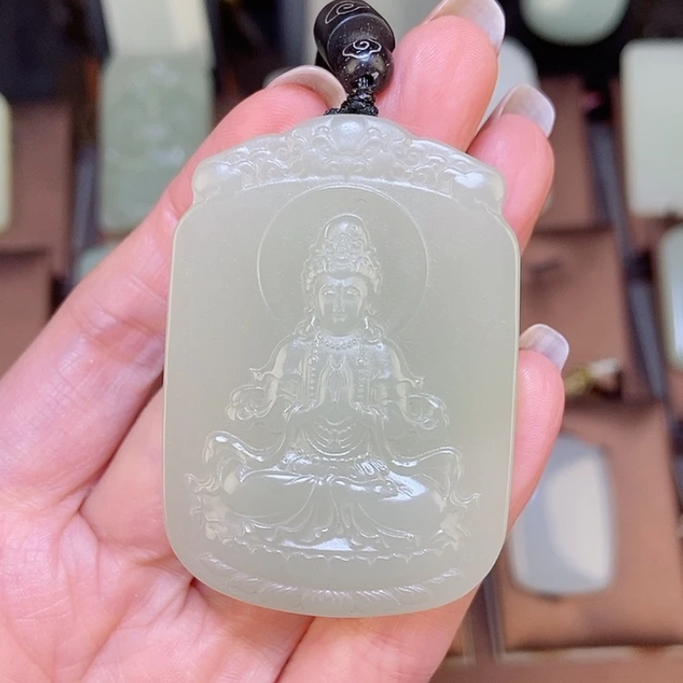 【闪购商品】颈饰未镶嵌和田玉