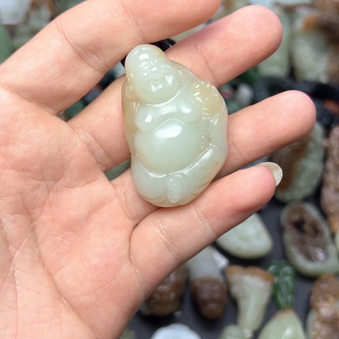 和田玉未镶嵌挂件