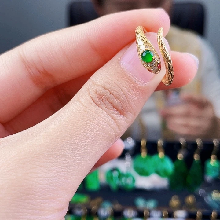 翡翠戒指银S925镶嵌饰品