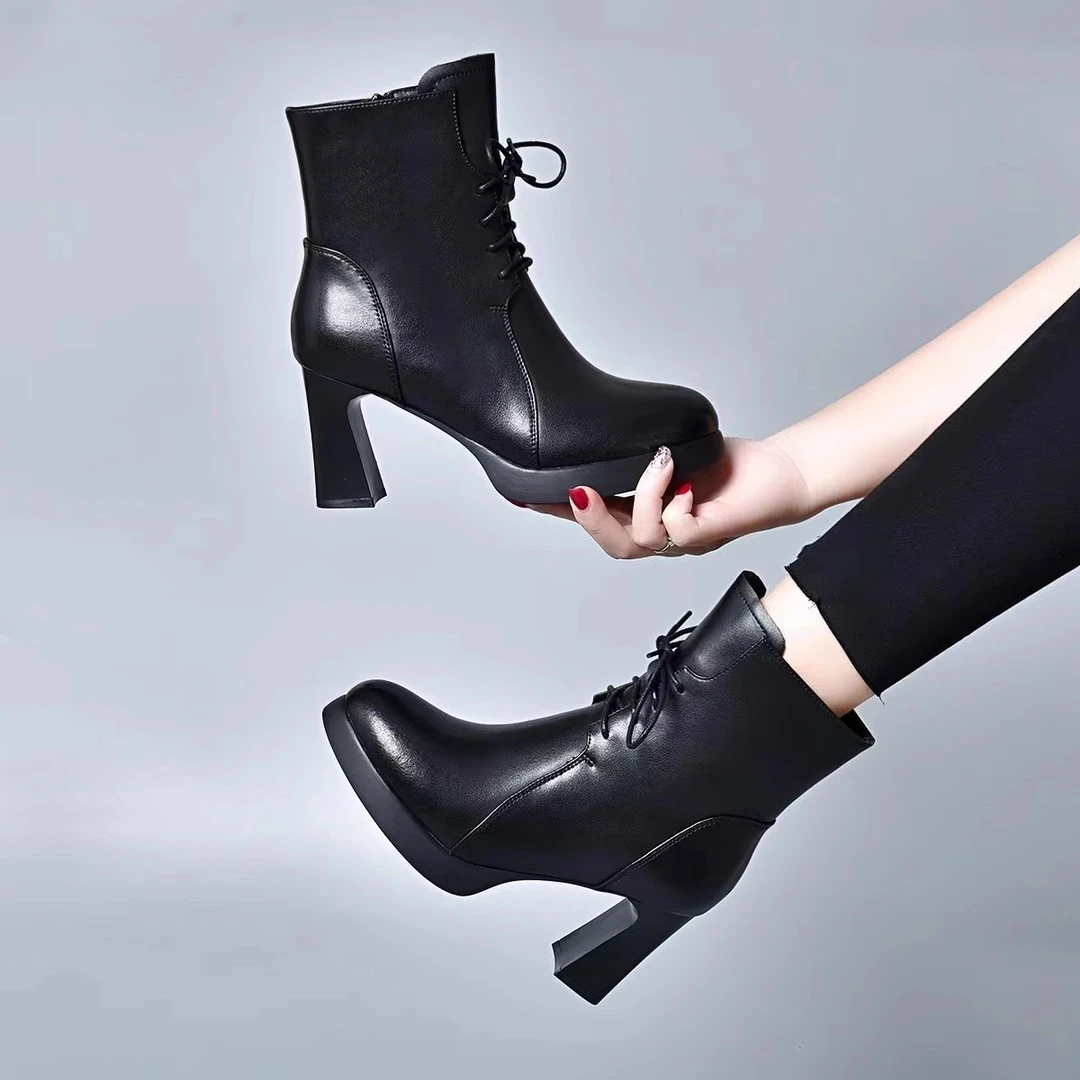 高跟短靴女年春秋单靴冬季加绒中筒靴子防水台粗跟软皮马丁靴