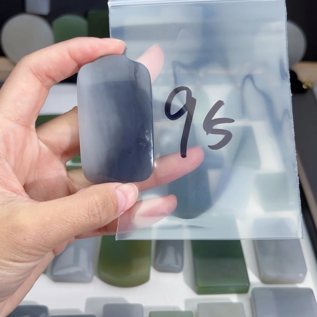 和田玉随形未镶嵌橘****༻