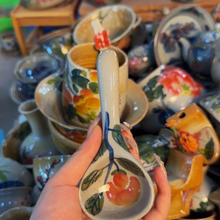 瓷片手工手绘陶瓷细微不一样