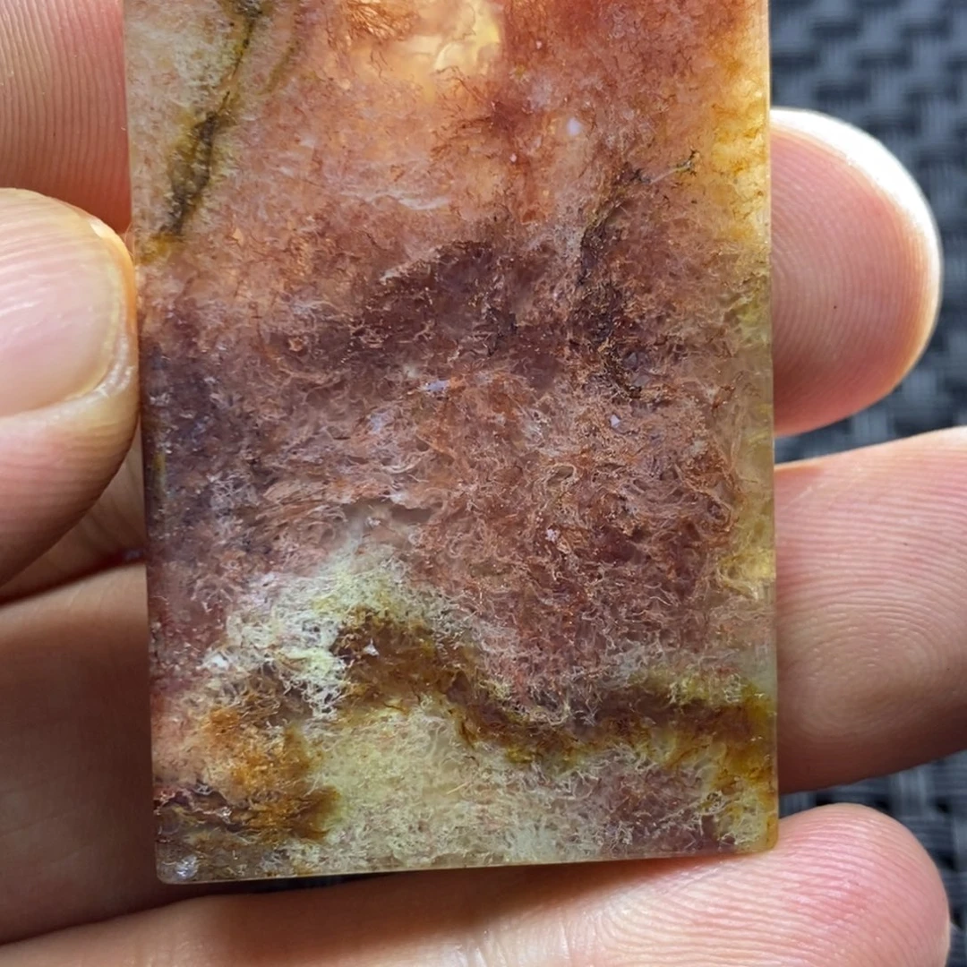 小***人玛瑙/玉髓未镶嵌颈饰