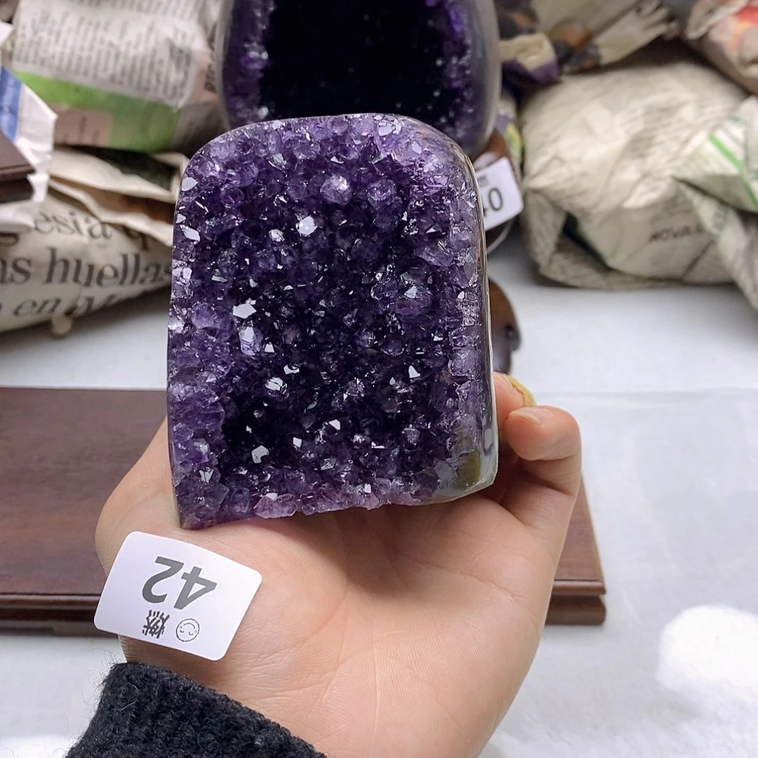 紫晶大型摆件（非配饰）未镶嵌