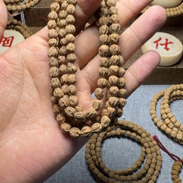 临***虎吊坠柏香籽/百香籽