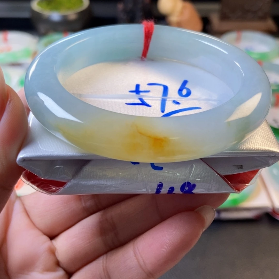 翡翠未镶嵌手镯23冰胶果冻飘黄