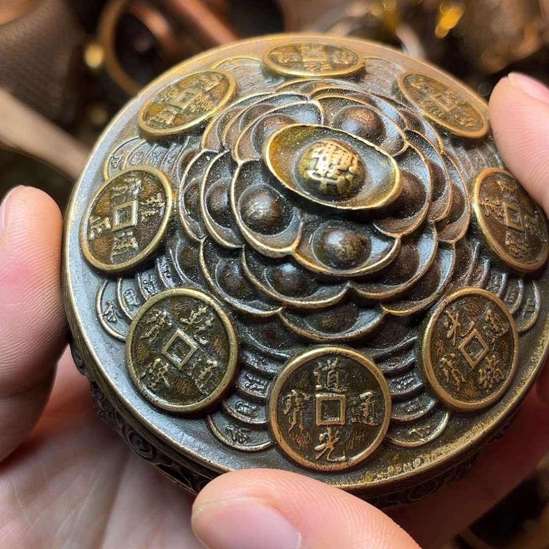 精美铜器工艺品等