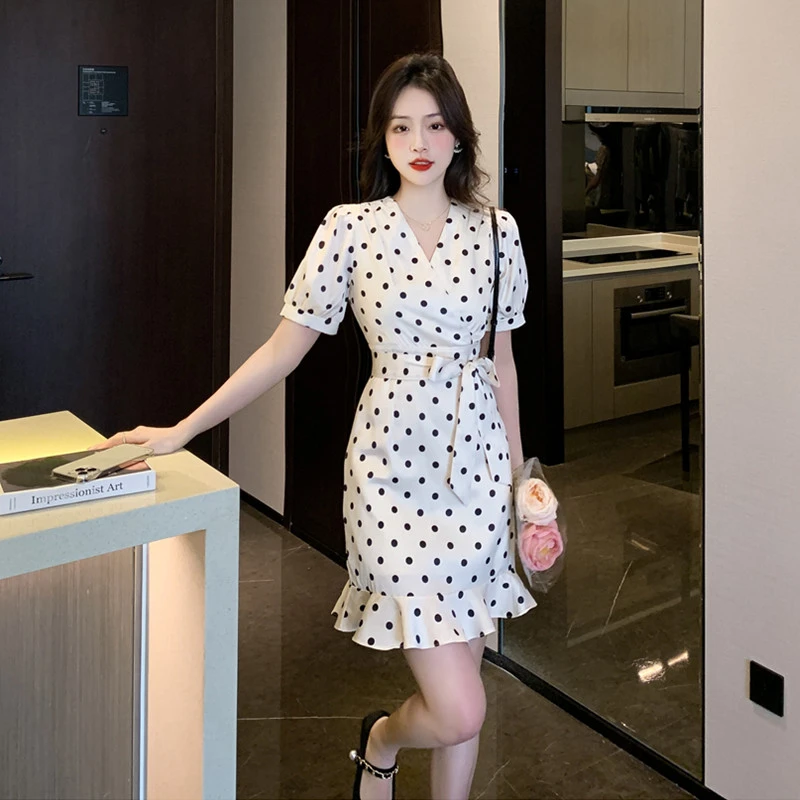 女款2025新款女神范波点缎面收腰减龄气质鱼尾连衣小个子高腰时尚