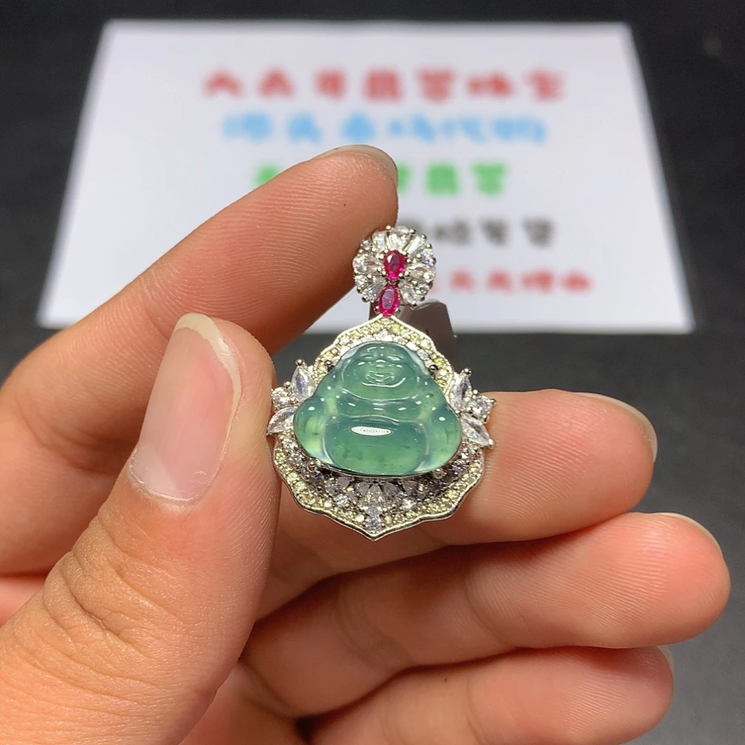 翡翠未镶嵌颈饰8号