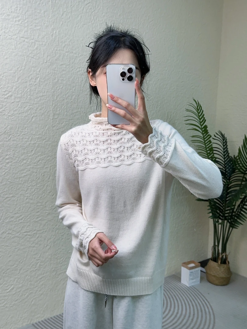 【硬货】5105时尚百搭修身半高领镂空针织钩花女士套头打底衫