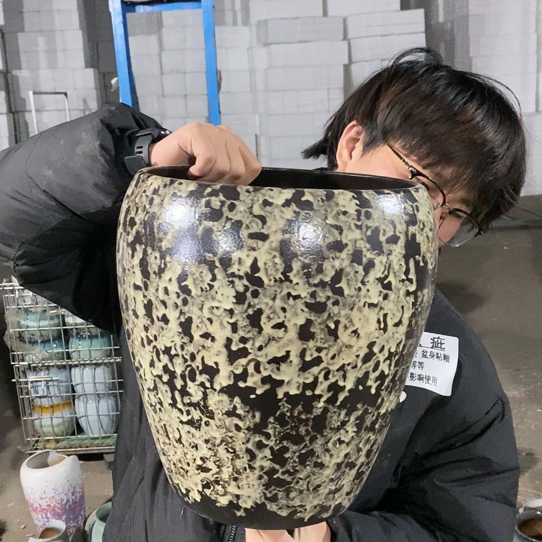 红陶瑕疵25/31fhu y g g h