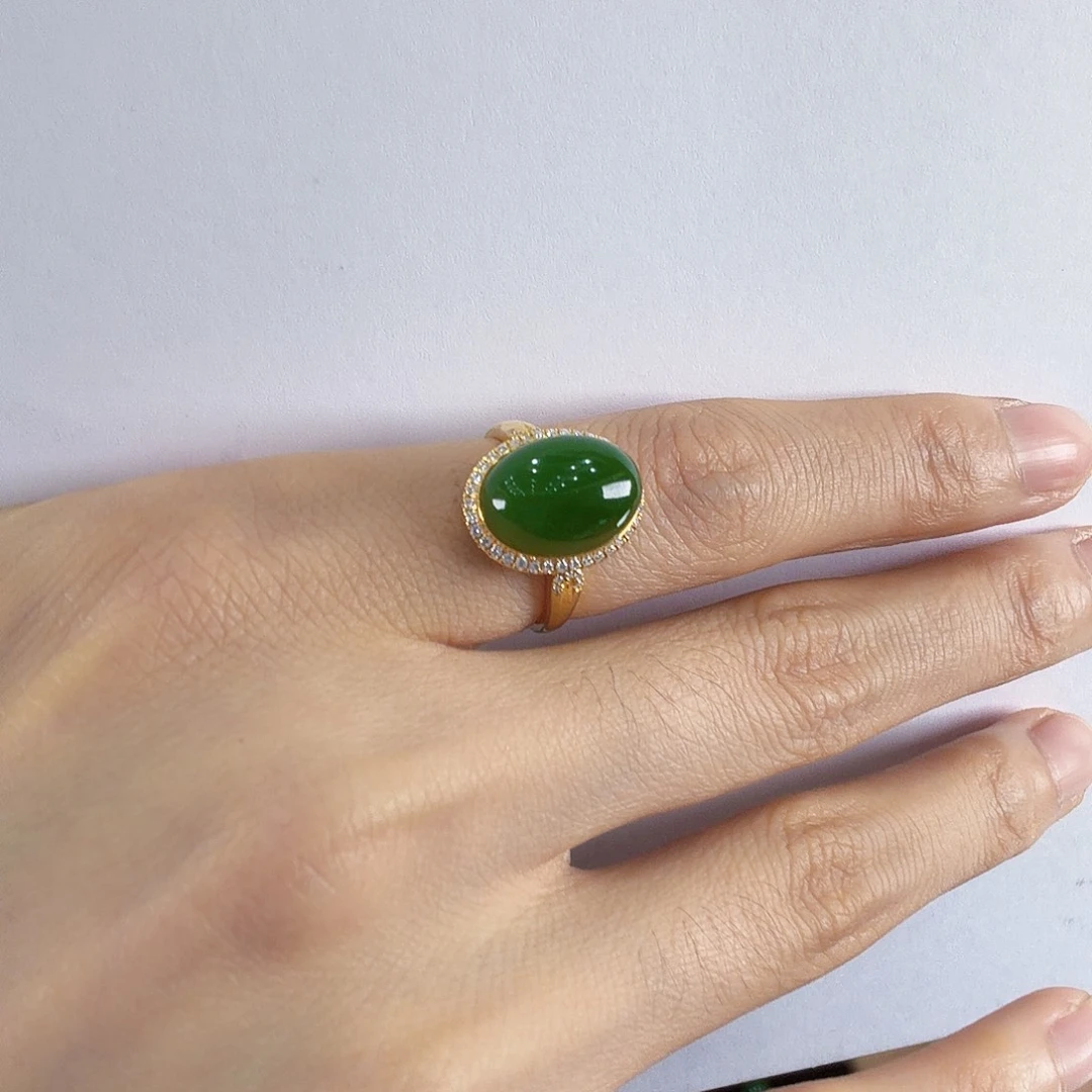 若***星和田玉（碧玉）18K金镶嵌戒指