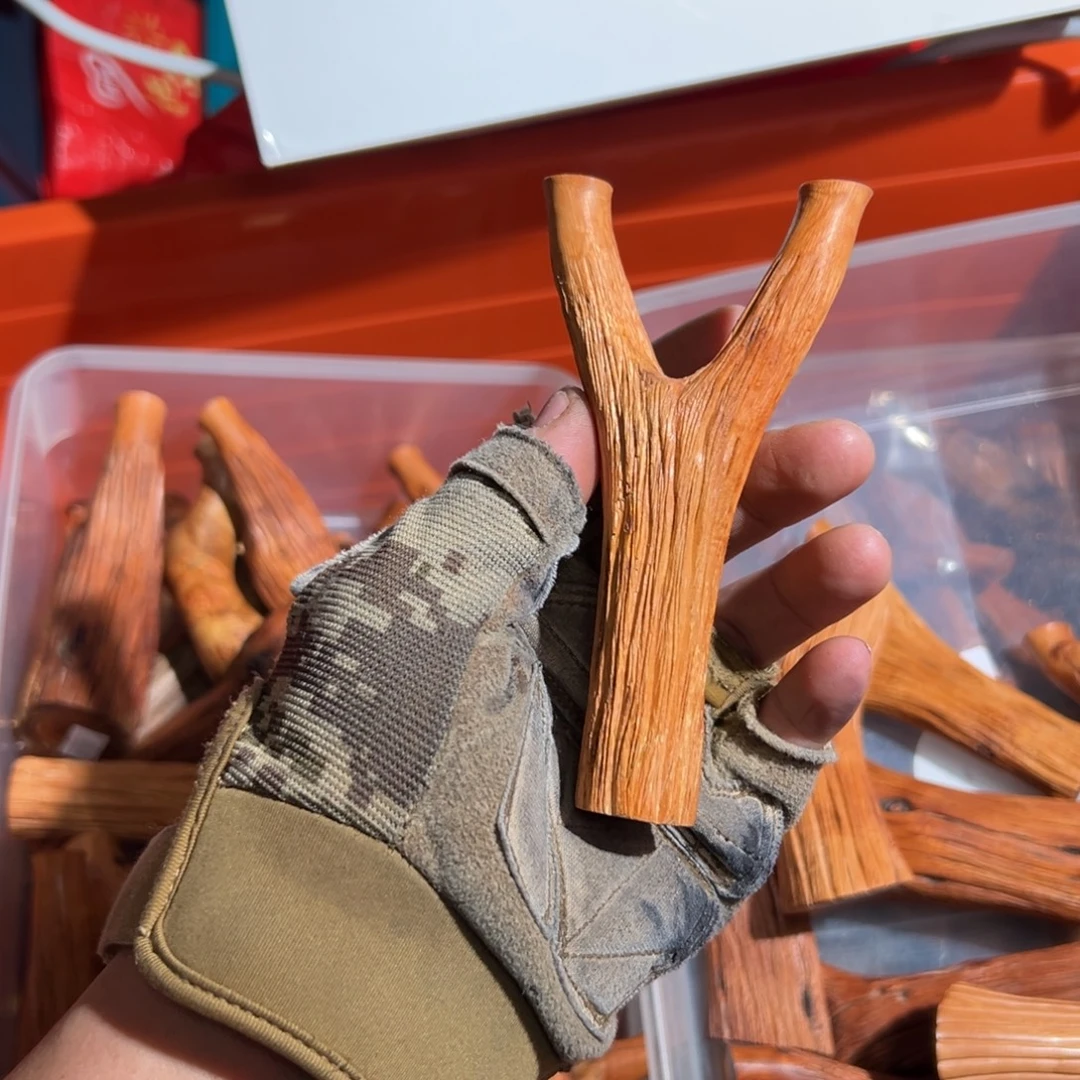 我***你火琉璃树杈木弓手工制作