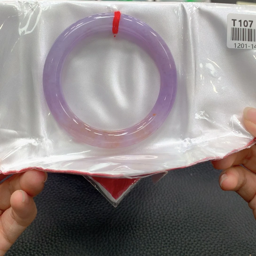 春***天翡翠未镶嵌手镯翡翠