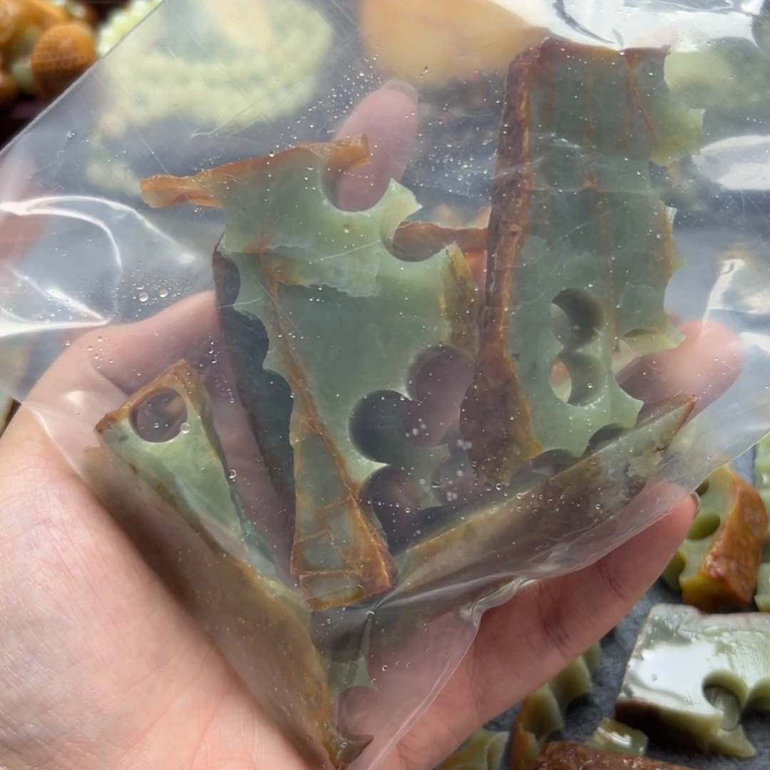 和田玉未镶嵌珠宝奇石