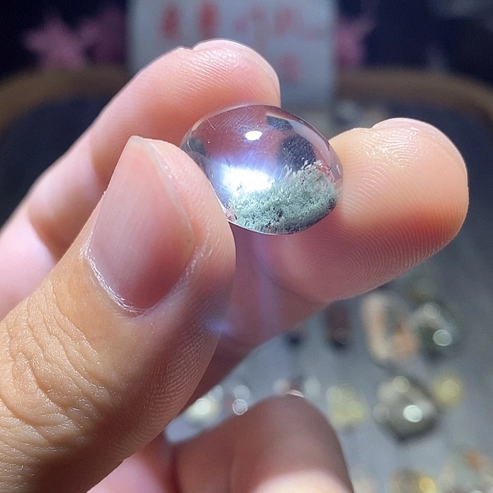 木***子颈饰未镶嵌水晶水晶