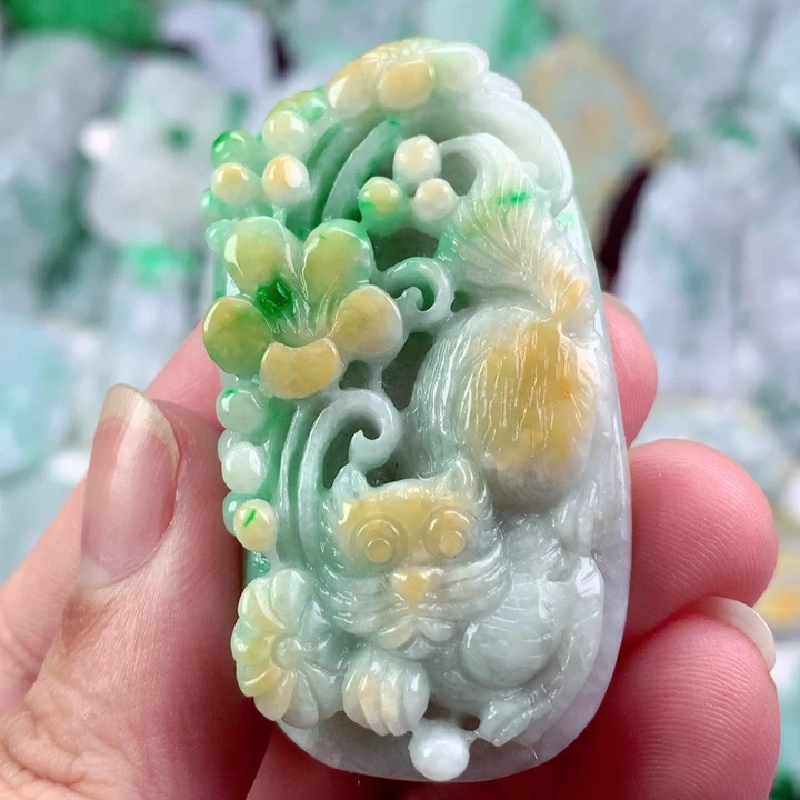 翡翠未镶嵌吊坠(不含链)