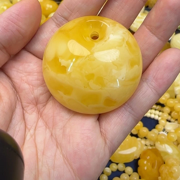 未镶嵌颈饰蜜蜡天然蜜蜡