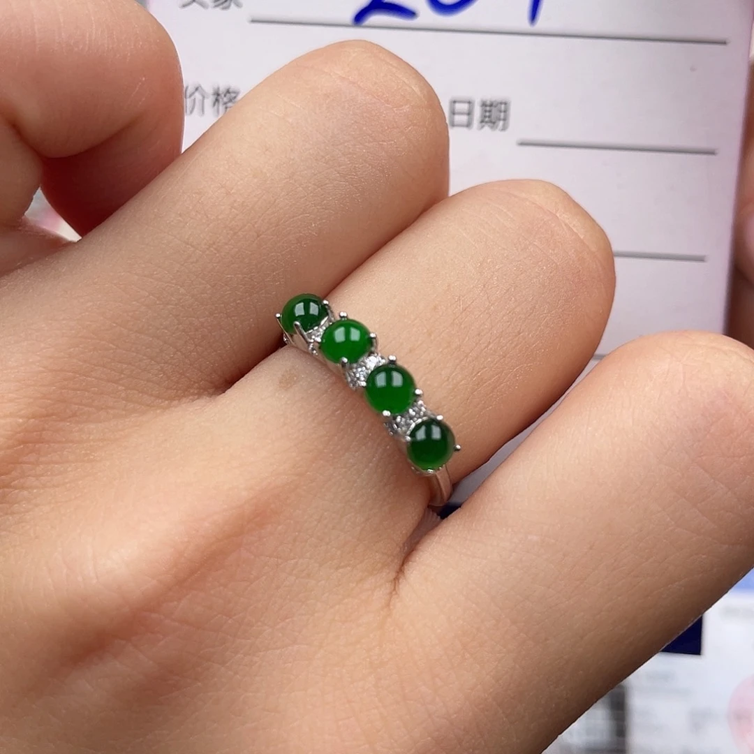 翡翠戒指银S925镶嵌55555