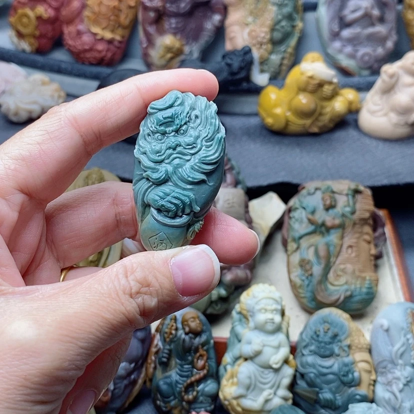 【闪购商品】定制石英质玉吊坠未镶嵌