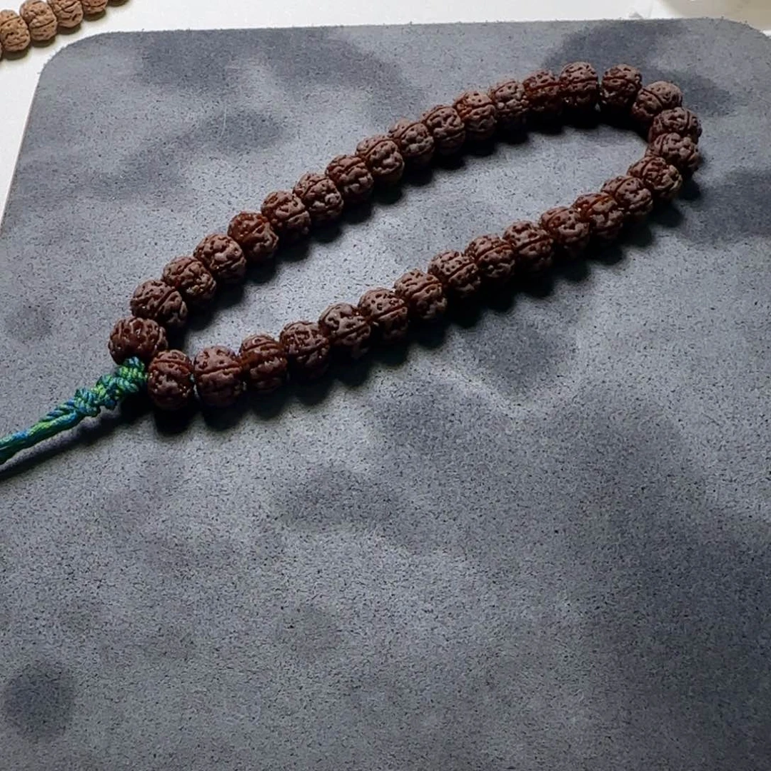小***灰小灰灰哥老树王全品