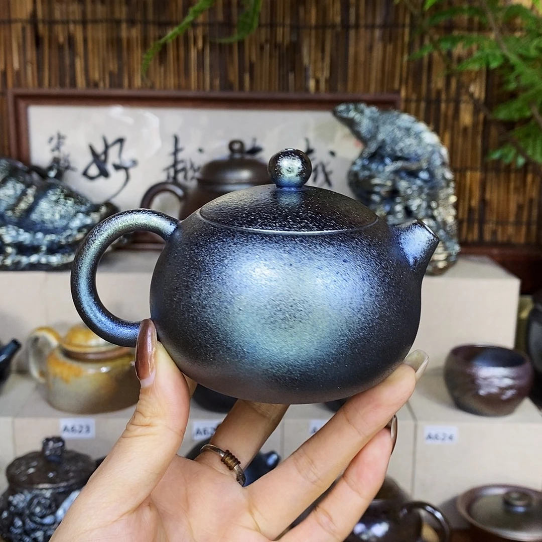 云南建水紫陶柴烧壶