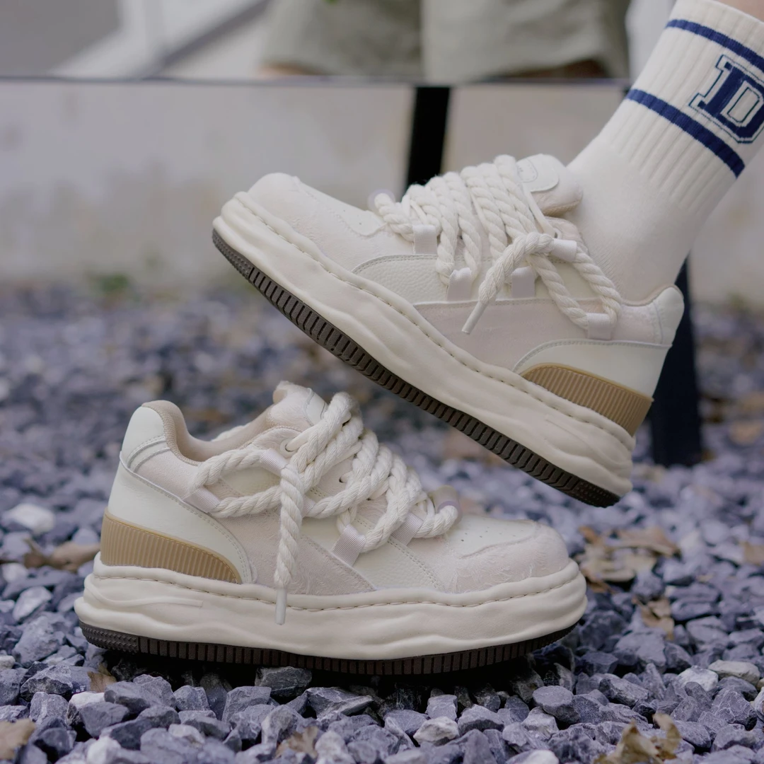 米色隐形7cm板鞋男女ins潮内增高鞋厚底小个子百搭休闲情侣面包鞋