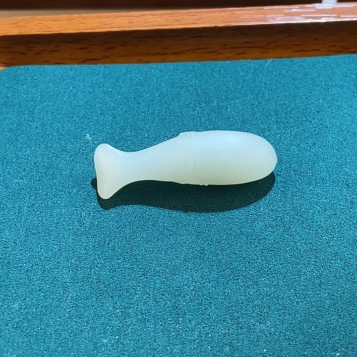 乌***片和田玉未镶嵌颈饰