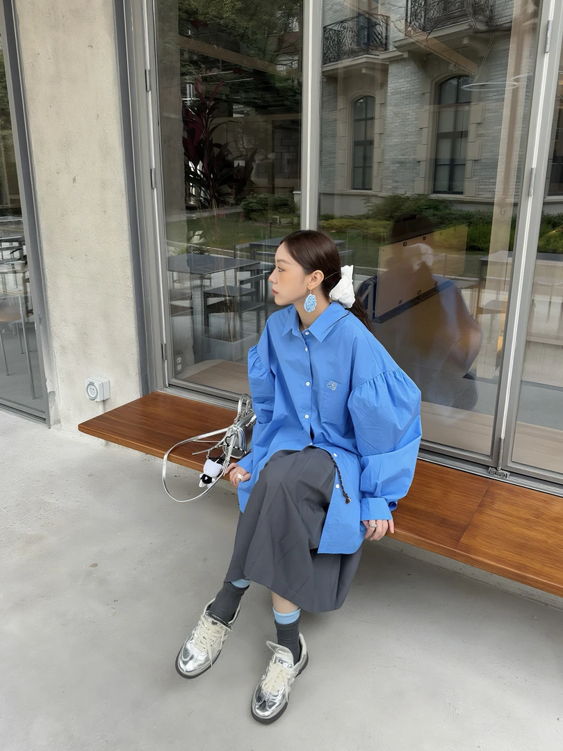 HELLOTANGO《首尔探店2.0》小众彩色刺绣后背蝴蝶结设计衬衫52310#