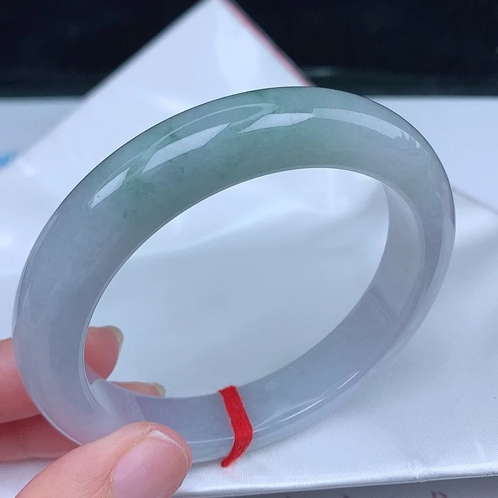 未镶嵌手镯翡翠天然