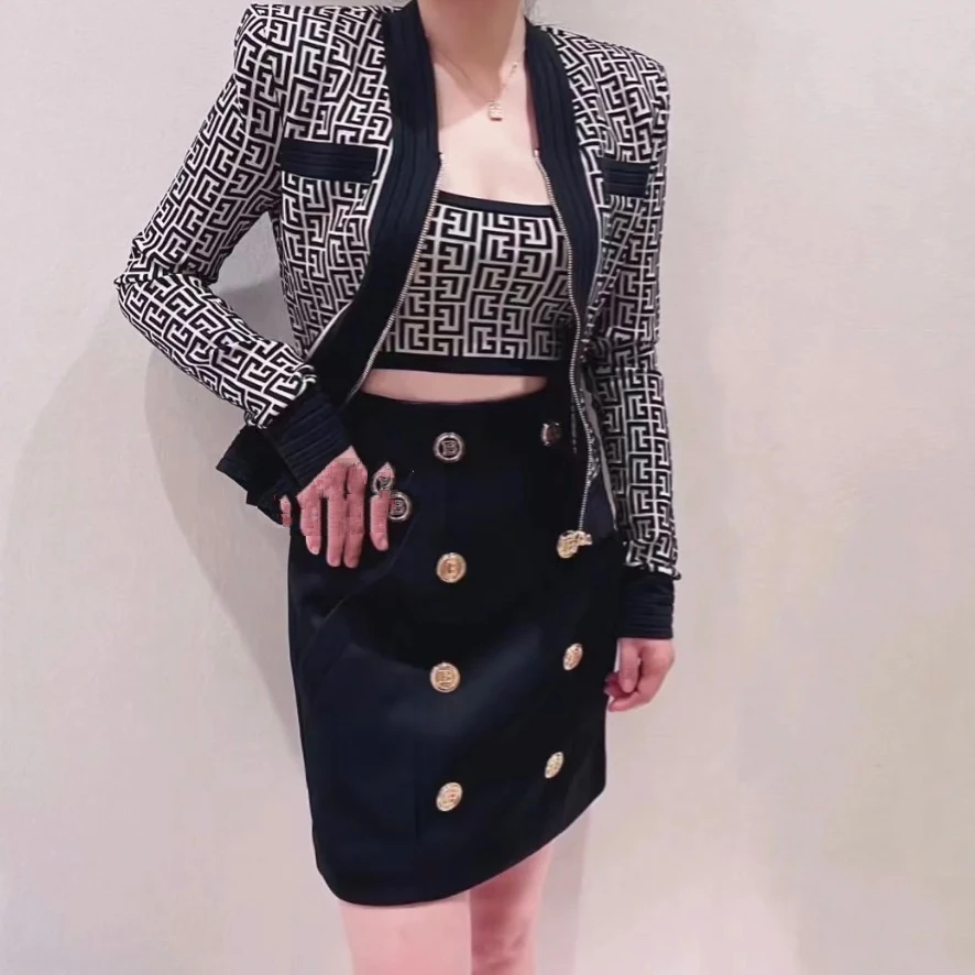 全新未使用 BALMAIN/巴尔曼 aa一一七六 搭扣半身短裙 36码 微瑕