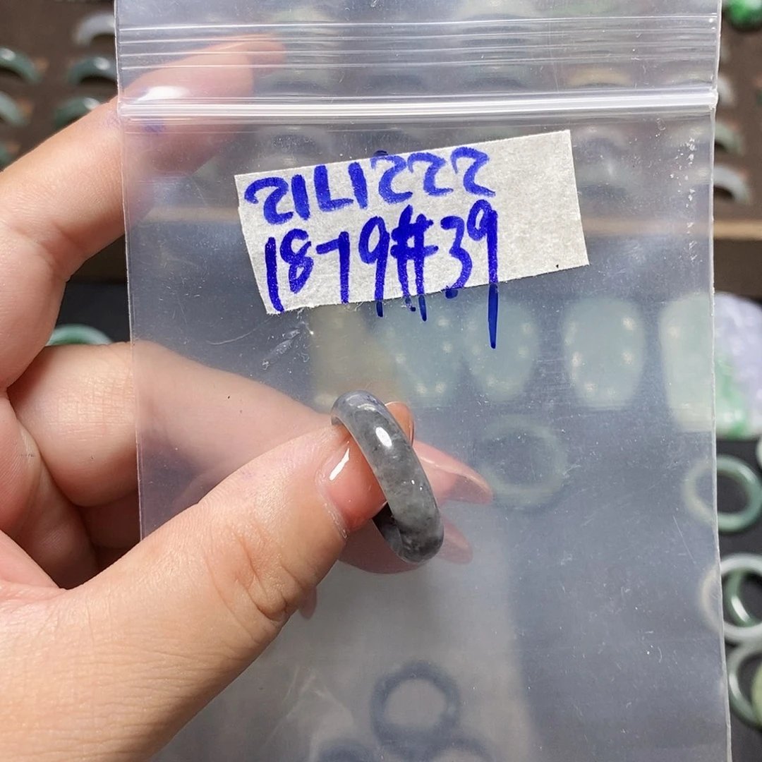 未镶嵌定制翡翠翡翠