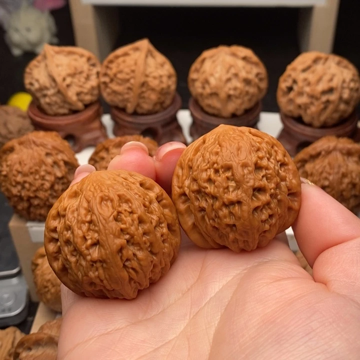 秋***意文玩核桃把件铁锤