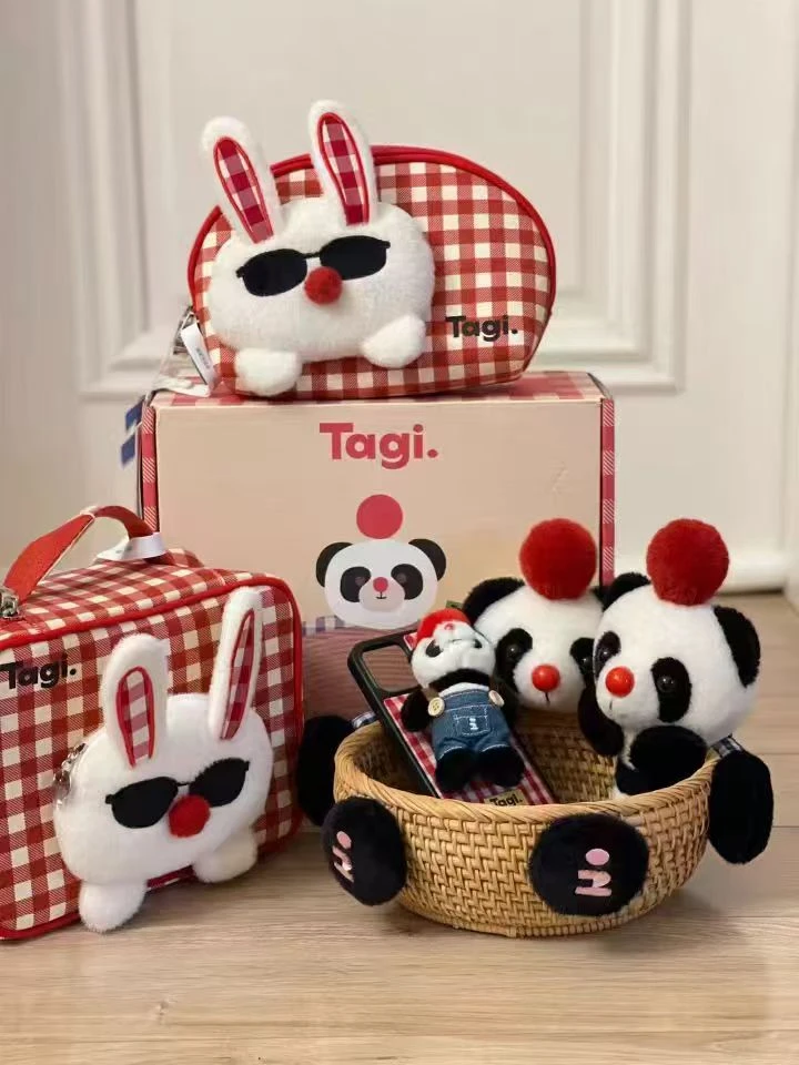 Tagi.（直播特惠价）网红新款塔皮兔子大容量化妆包可爱分区洗漱包