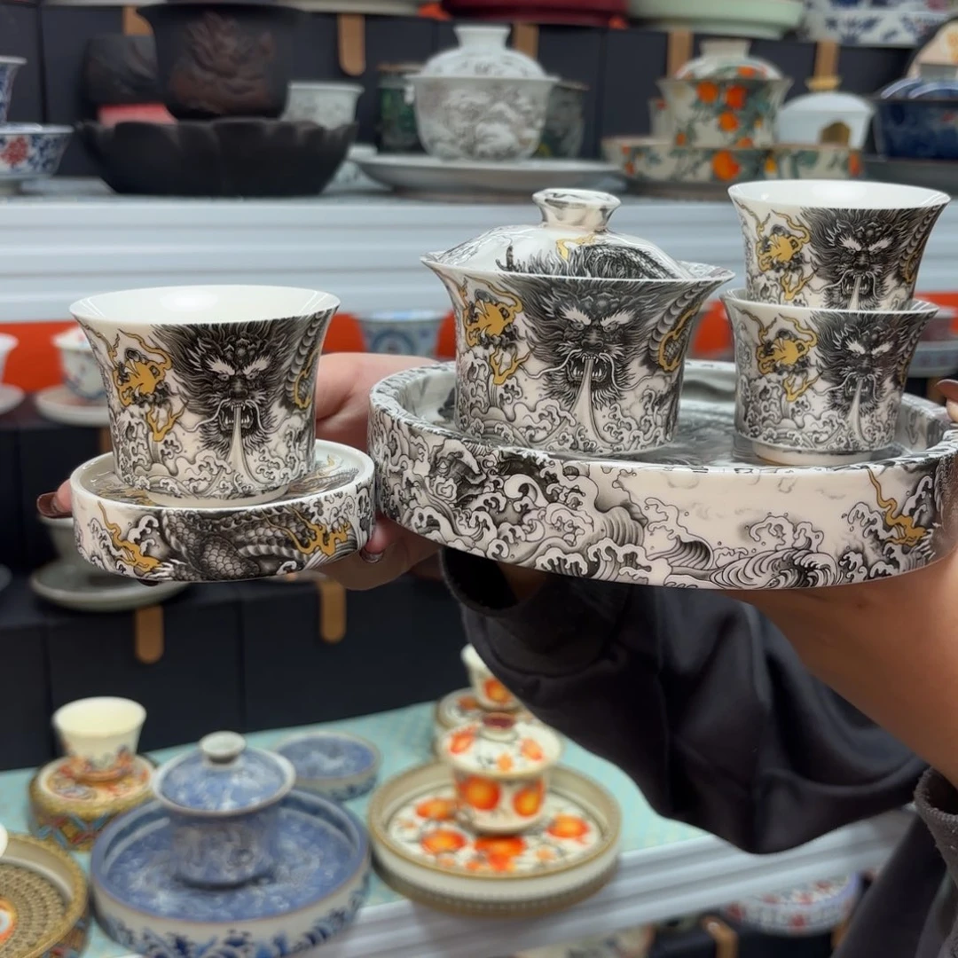 悬停盖碗好看呀哈哈