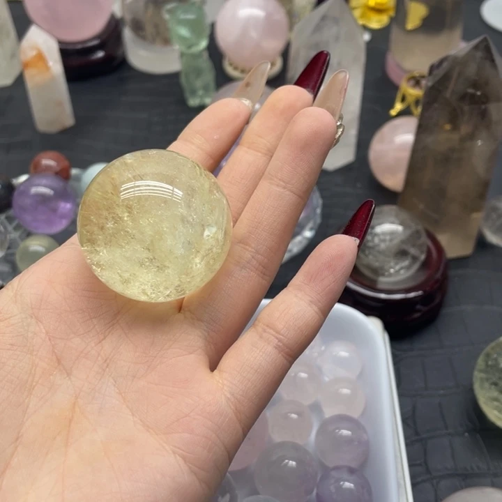 水晶38未镶嵌呀**哈天然水晶
