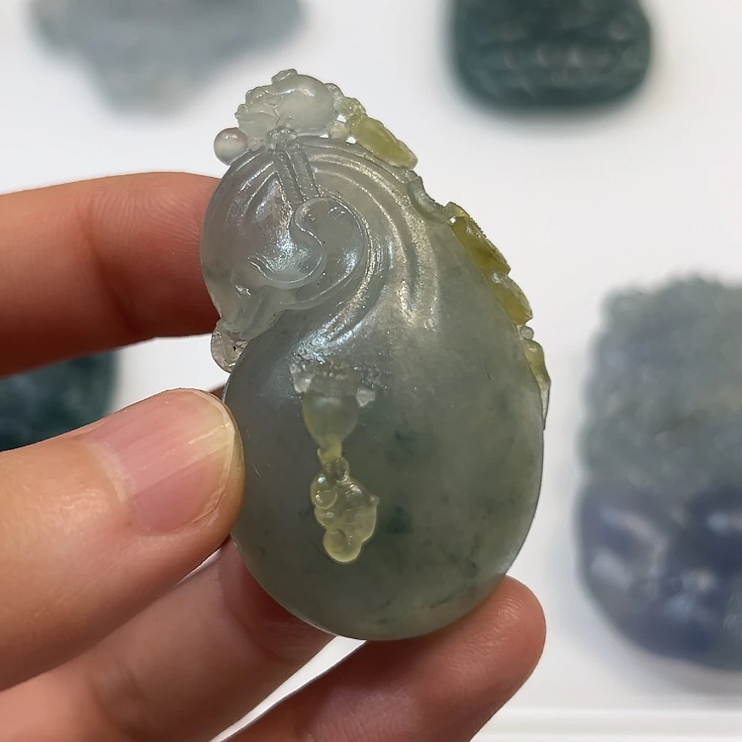 未镶嵌定制翡翠挂件