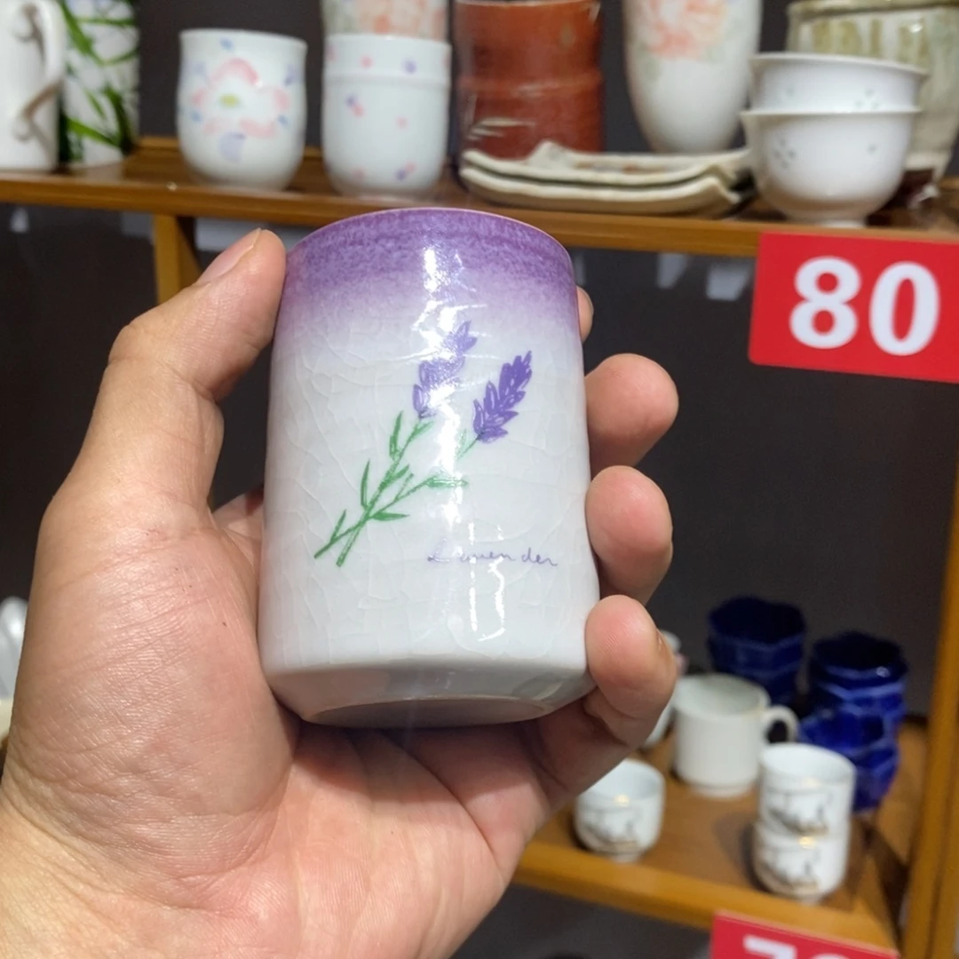 ****瓷片全场观众起立的人