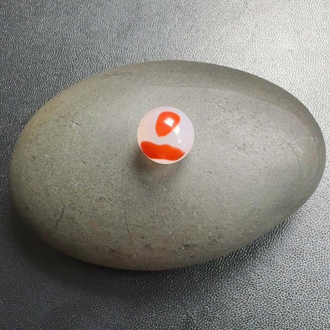 南红玛瑙珠子未镶嵌