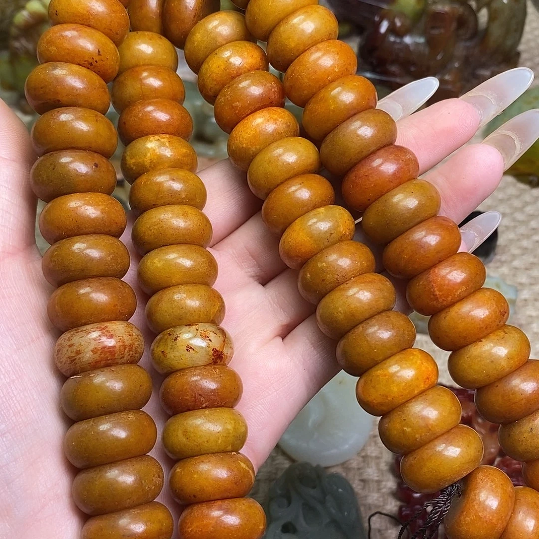 未镶嵌蛇纹石玉颈饰