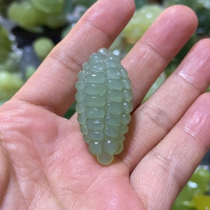 【闪购商品】未镶嵌蛇纹石玉挂件
