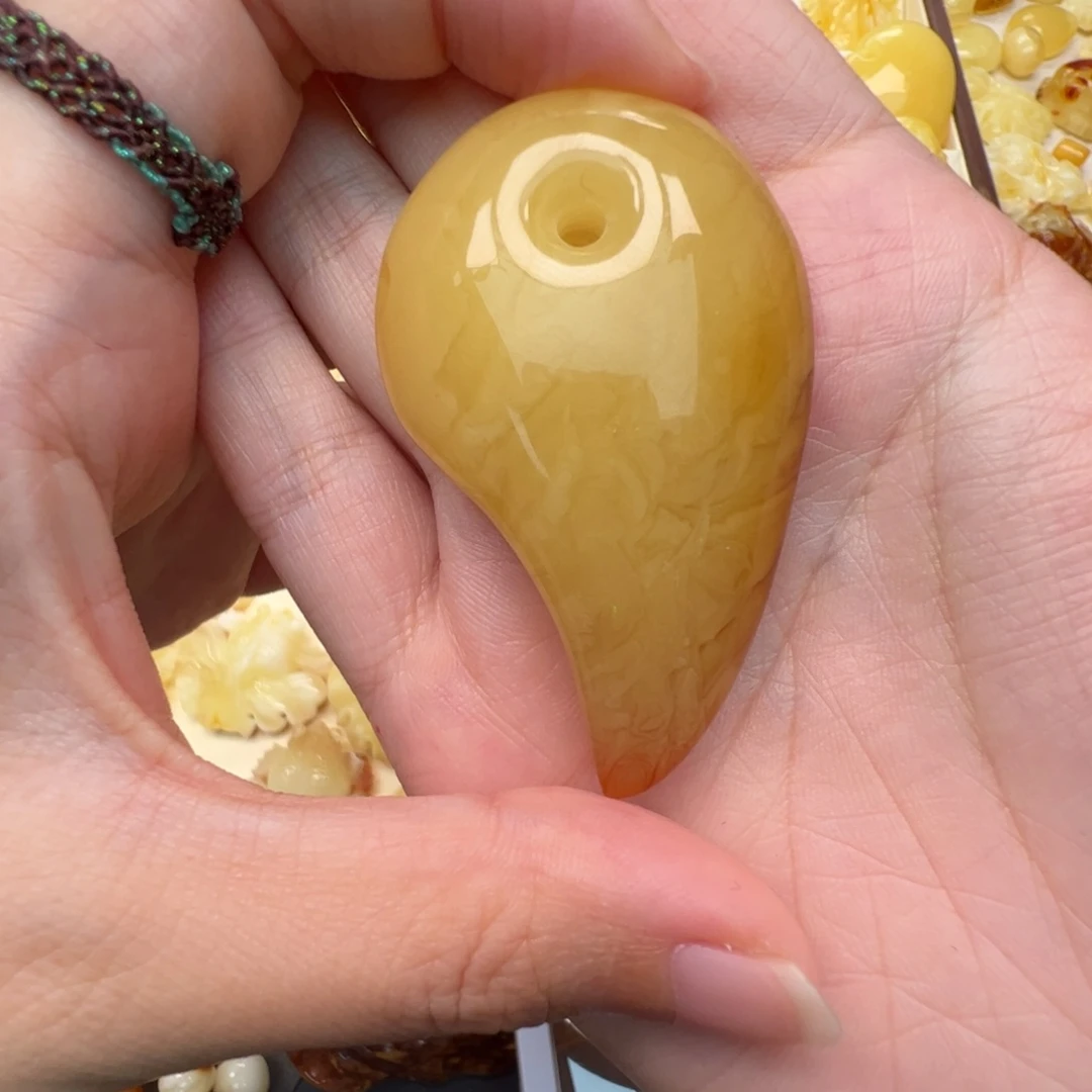 琥珀未镶嵌裸石蜜蜡