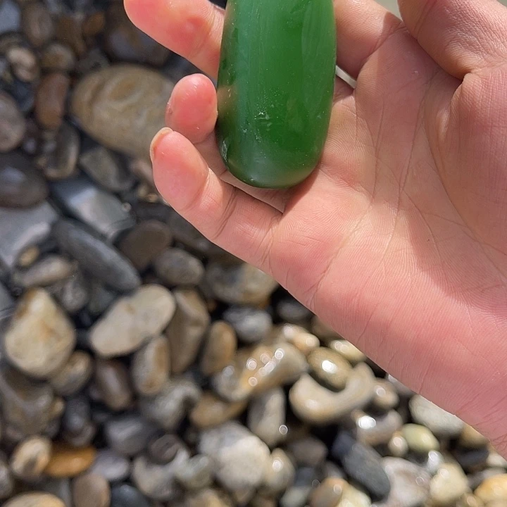 未镶嵌和田玉（糖玉）珠宝奇石