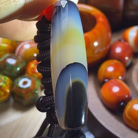 未镶嵌颈饰玛瑙/玉髓头**家