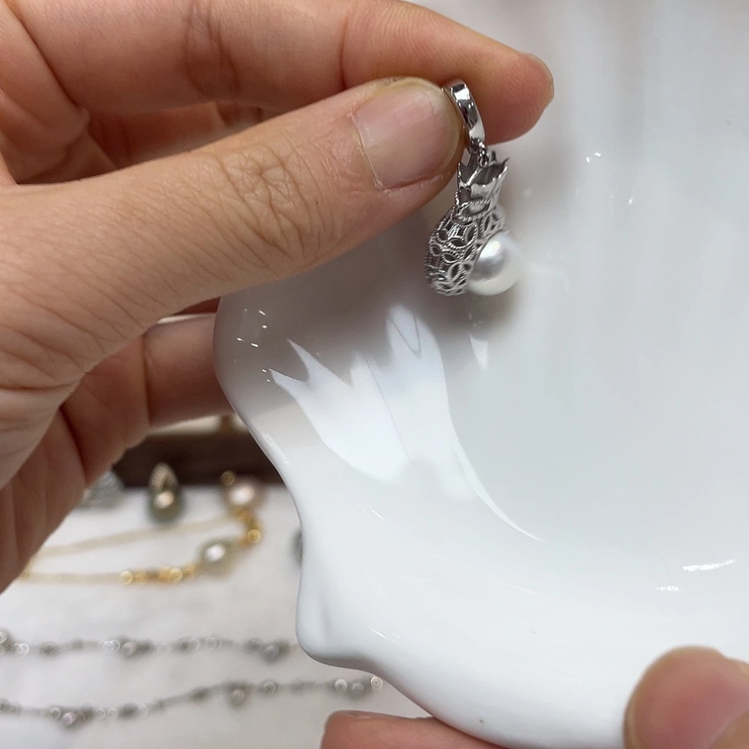 银S925镶嵌海水珍珠吊坠(不含链)