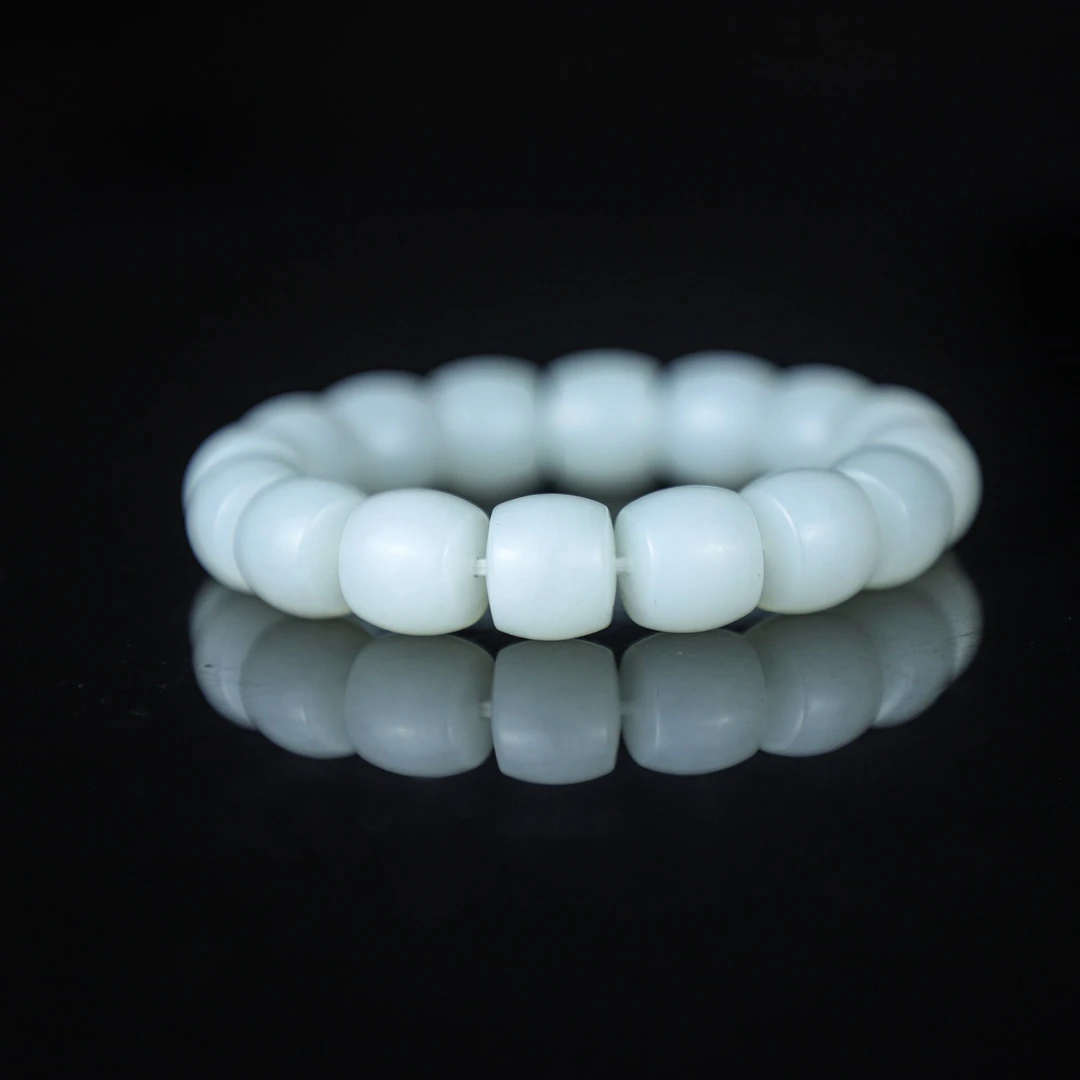 TCWWA10080清晚和田白玉手串